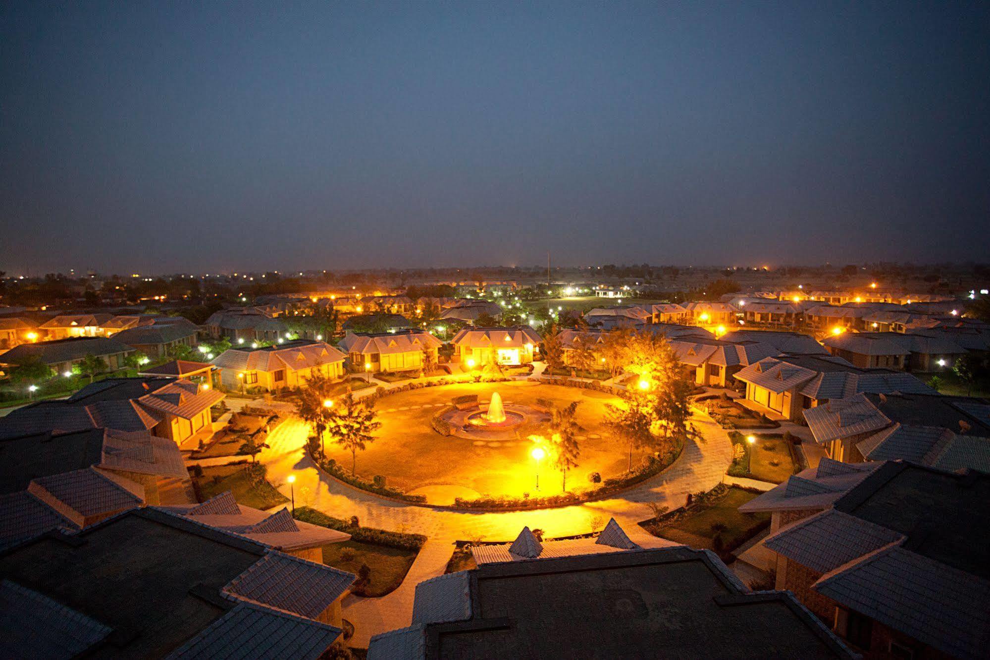 Shri Radha Brij Vasundhara Resort & Spa Govardhan Extérieur photo