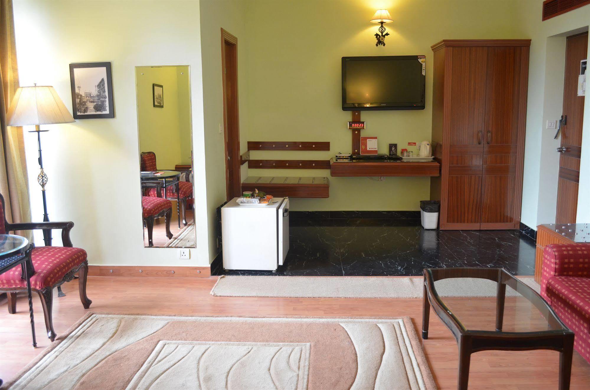 Shri Radha Brij Vasundhara Resort & Spa Govardhan Extérieur photo