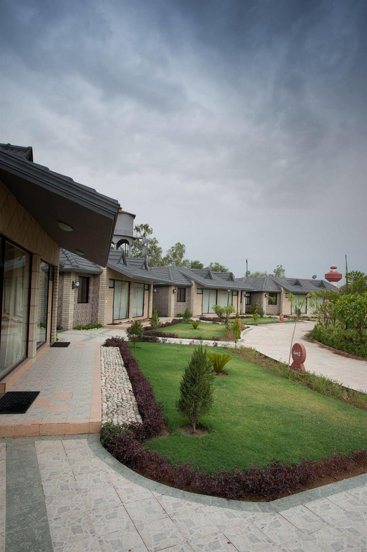 Shri Radha Brij Vasundhara Resort & Spa Govardhan Extérieur photo